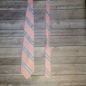 Cremieux Men's tie